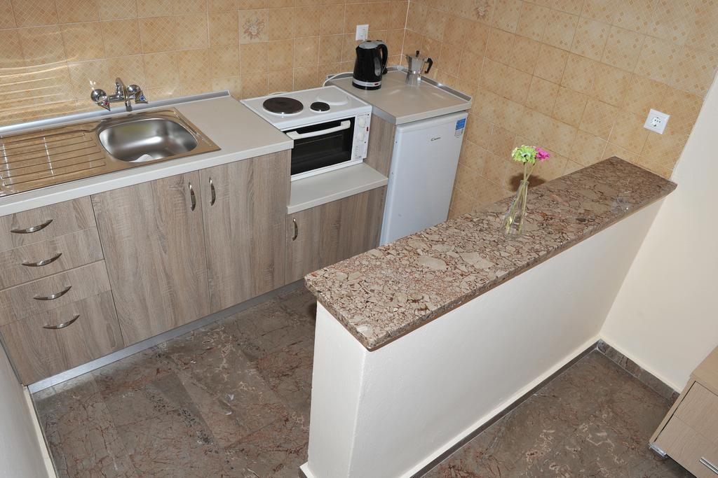 Anna Apartments Контокали Номер фото